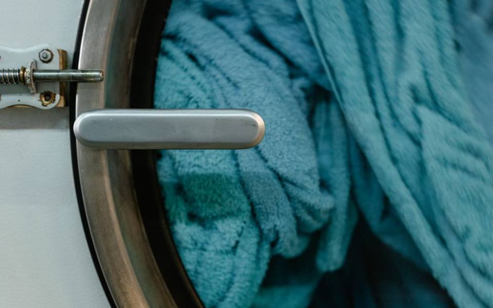The Core Difference Between Agitator and Impeller Washers