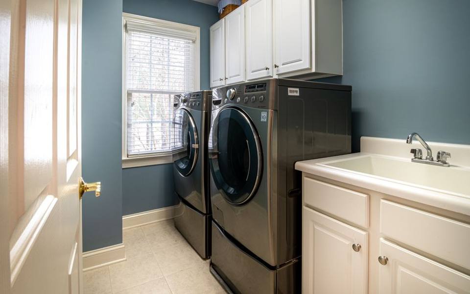 General Electric Front-Load Washers and Moisture Management